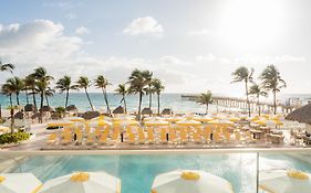 Newport Beachside Hotel & Resort