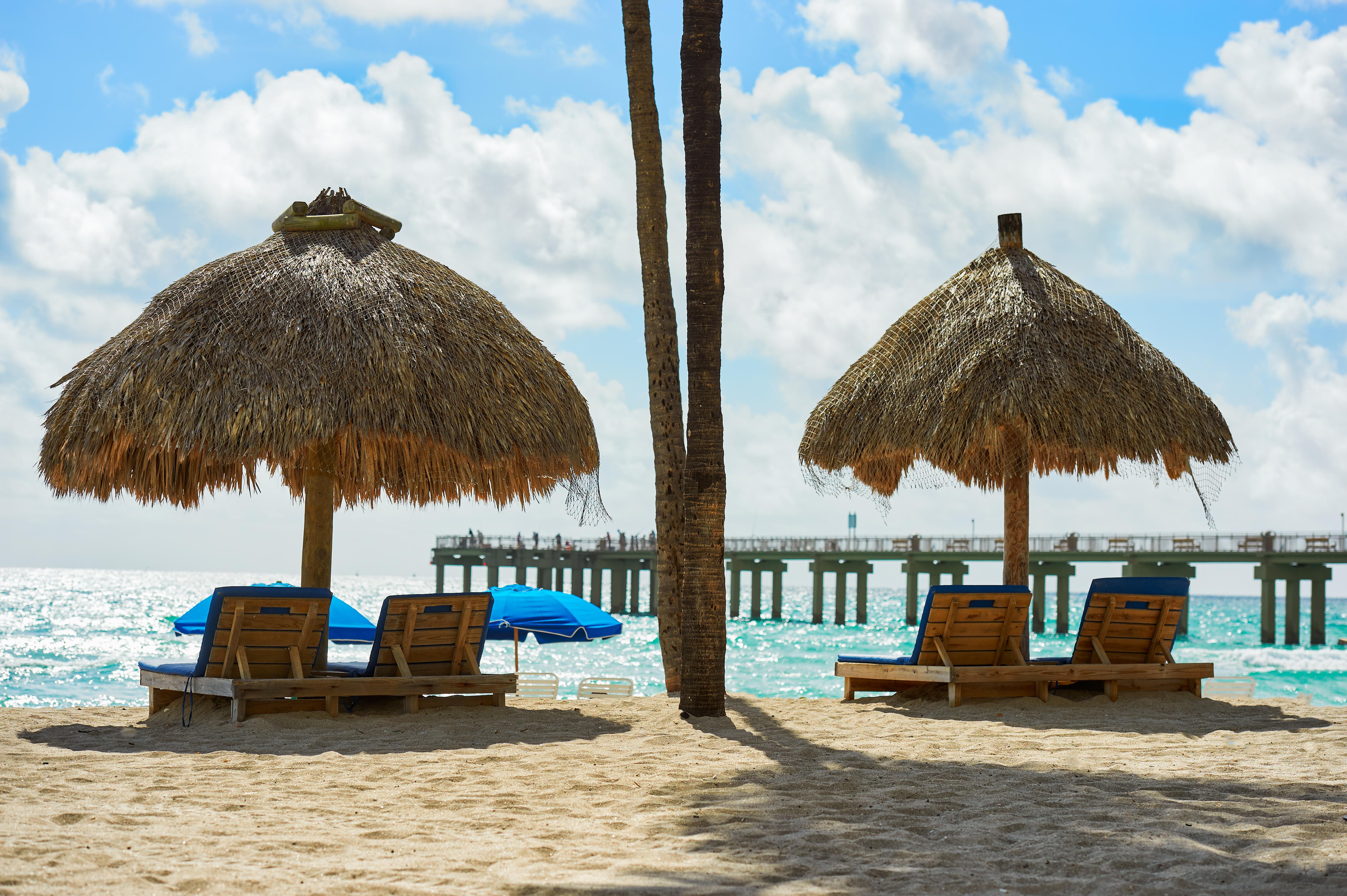 Newport Beachside Hotel & Resort Sunny Isles Beach Buitenkant foto